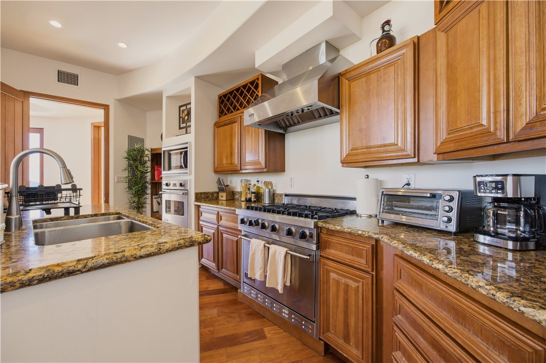 9980 Houston Road Malibu, CA 90265 - Photo 23 of 48 Gallery Image 23