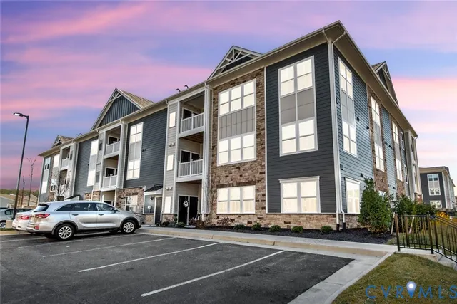 $352,990 | 6655 Citory Way, Unit 103, Moseley, VA 23120