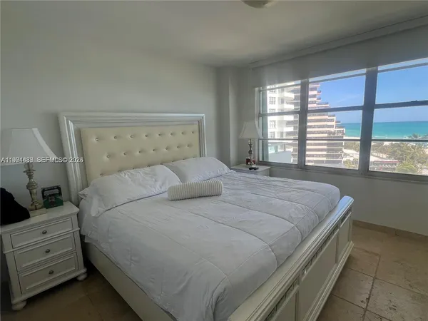$5,000 | 5151 Collins Avenue, Unit 1035, Miami Beach, FL 33140