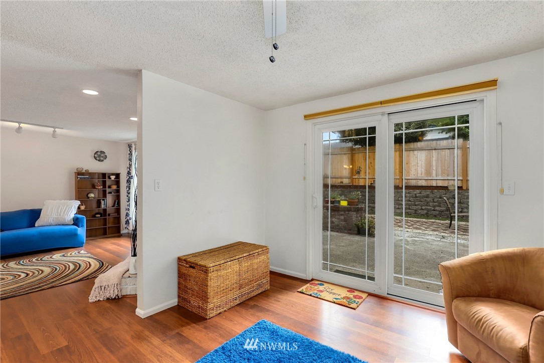 12615 Southeast 165th Street Renton, WA 98058 - Photo 8 of 30 Gallery Image 8