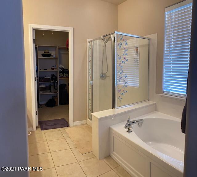 1005 West W Road Chino Valley, AZ 86323 - Photo 12 of 19 Master bath