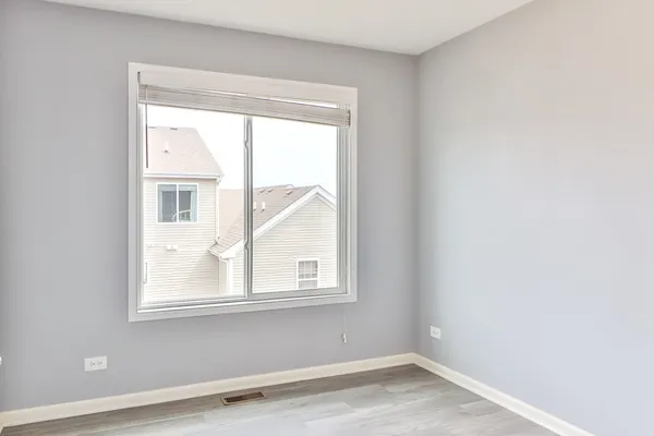 $2,700 | 1125 Alta Vista Drive, Pingree Grove, IL 60140