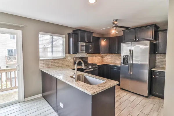 $2,700 | 1125 Alta Vista Drive, Pingree Grove, IL 60140