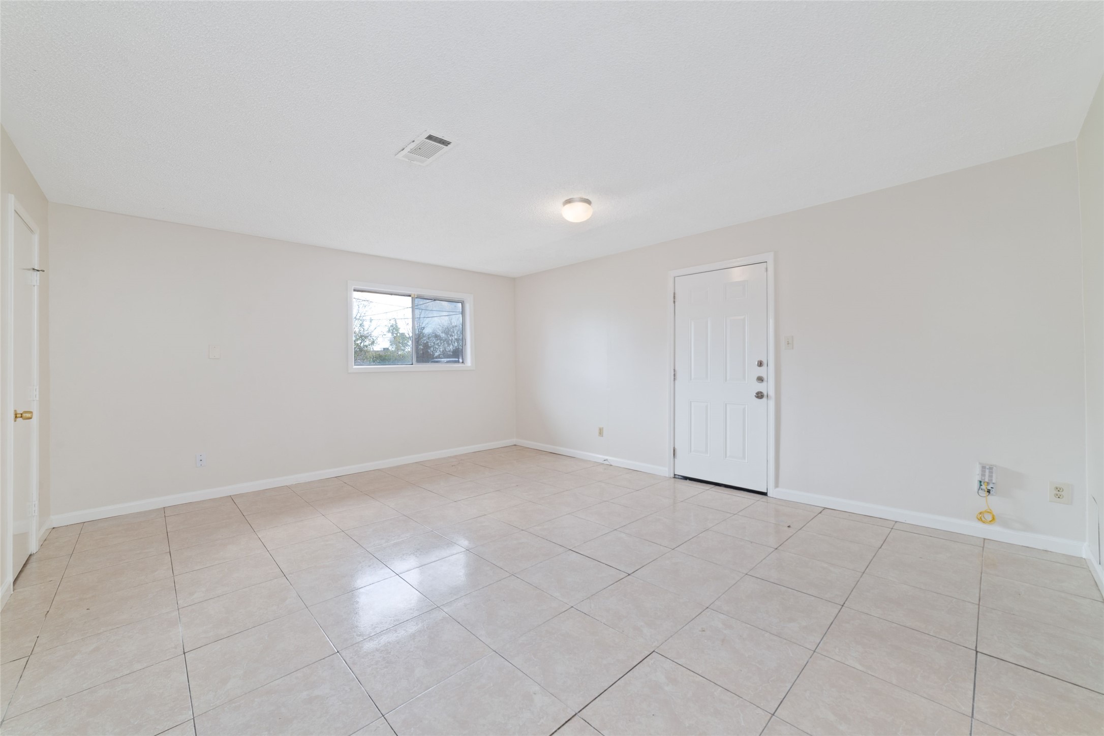 8446 Norvic Street Houston, TX 77029 - Photo 15 of 25