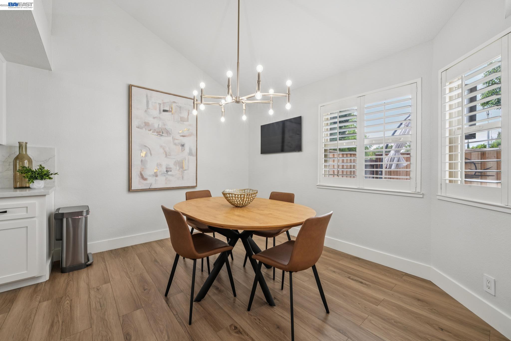1849 Crestline Road Pleasanton, CA 94566 - Photo 11 of 41 Gallery Image 11