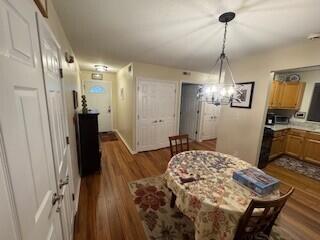 W194S7823 Overlook Bay Road, Unit A Muskego, WI 53150 - Photo 5 of 31 Dining 6