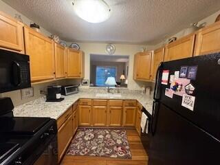 W194S7823 Overlook Bay Road, Unit A Muskego, WI 53150 - Photo 7 of 31 Kitchen 1