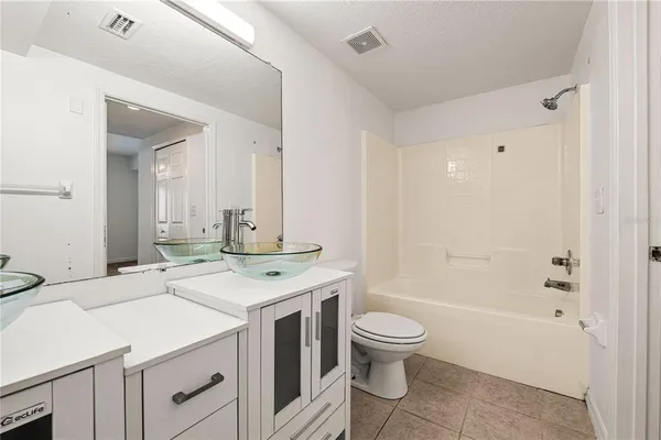 $185,000 | 6434 Cypressdale Drive, Unit 102, Riverview, FL 33578