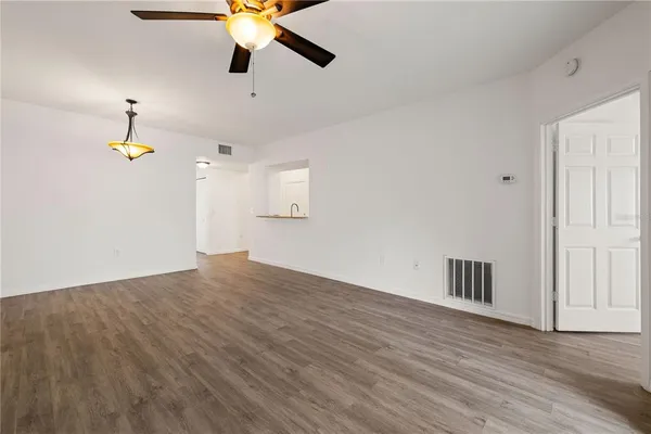 $185,000 | 6434 Cypressdale Drive, Unit 102, Riverview, FL 33578