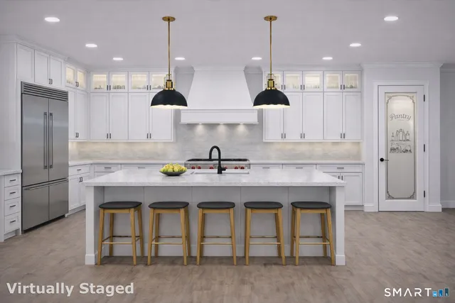 $1,700,000 | 105 Crosby Road, Glastonbury, CT 06033