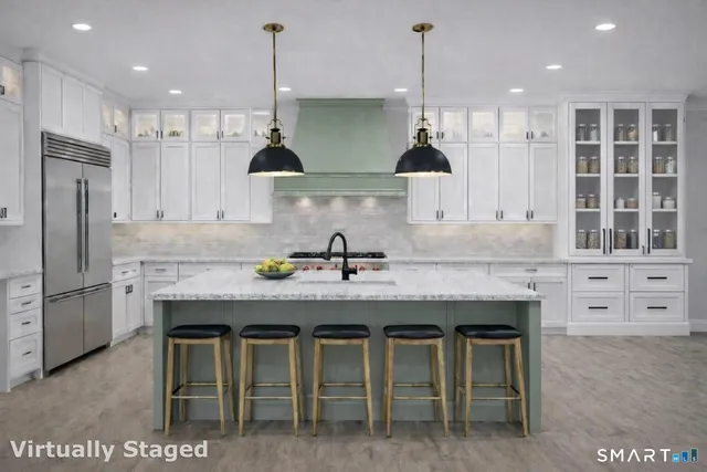 $1,700,000 | 105 Crosby Road, Glastonbury, CT 06033