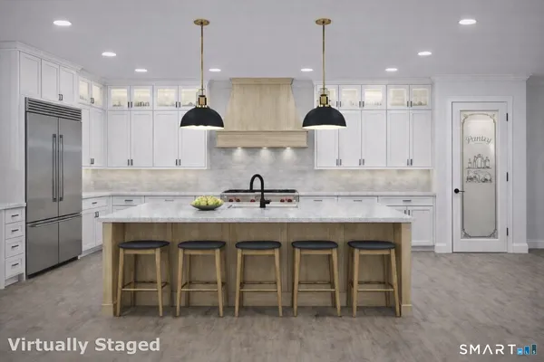 $1,700,000 | 105 Crosby Road, Glastonbury, CT 06033