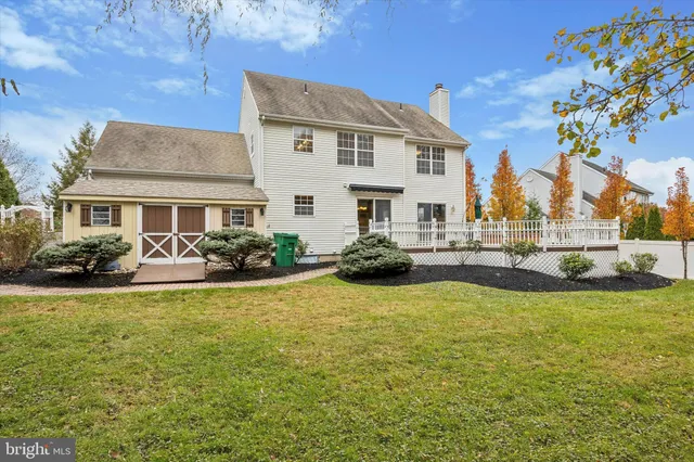 a view of a house with swimming pool