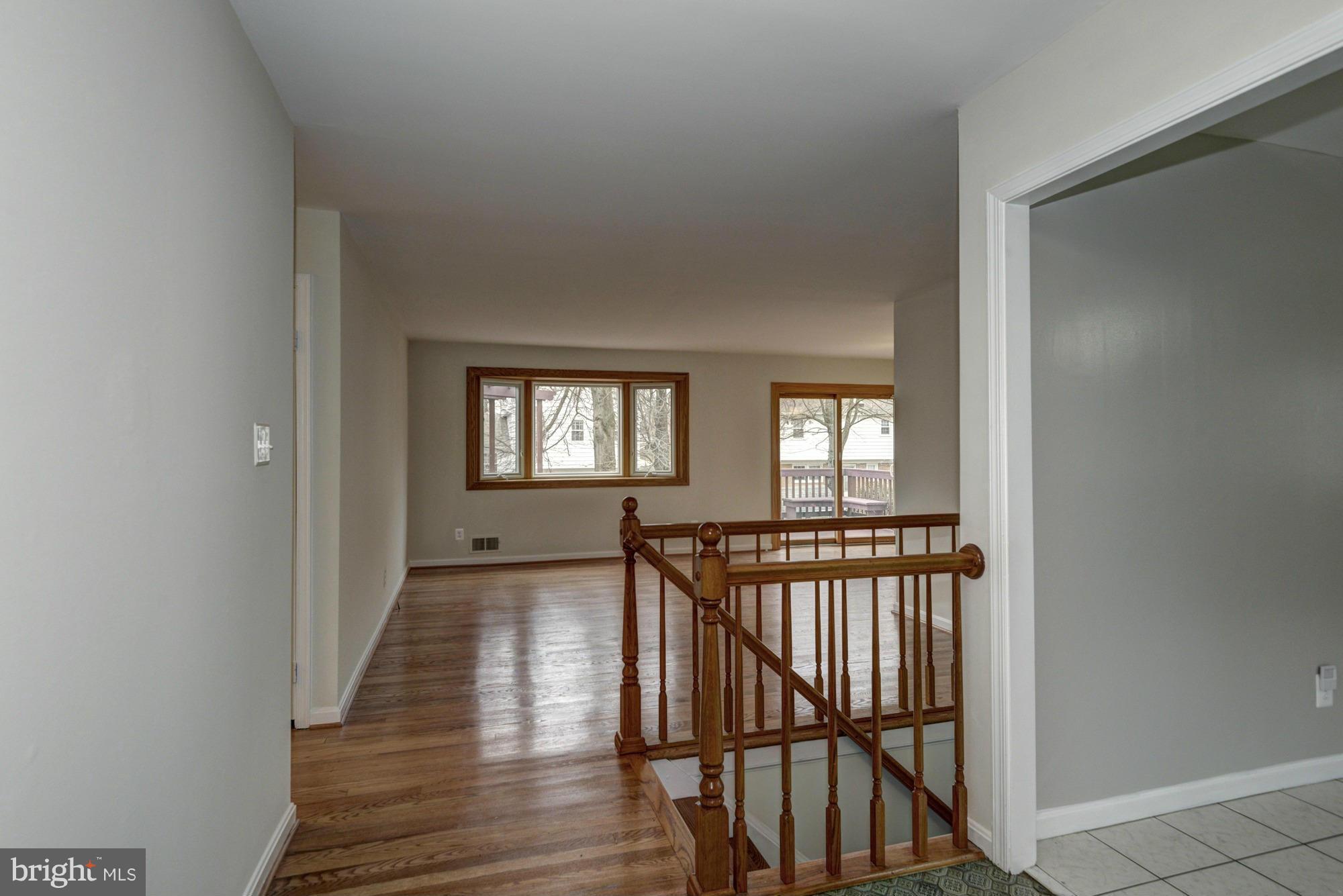 1319 Gresham Road Silver Spring, MD 20904 - Photo 2 of 28 Entrance into House