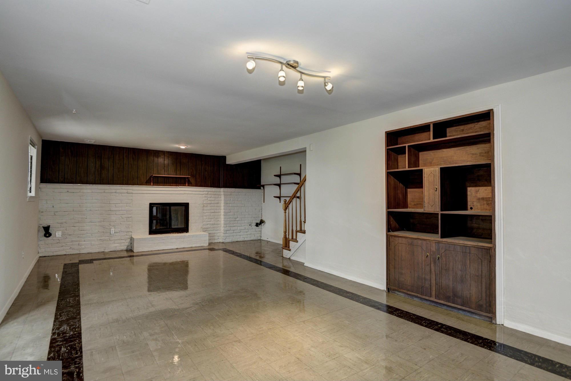 1319 Gresham Road Silver Spring, MD 20904 - Photo 21 of 28 Family Room