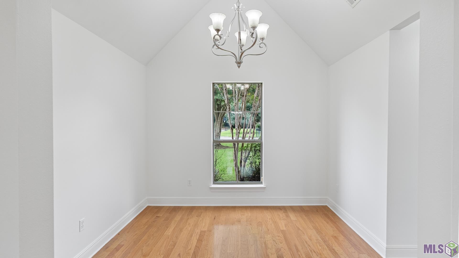 12237 Spring Valley Drive Geismar, LA 70734 - Photo 11 of 24 Dining Room