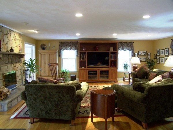 24 Reservation Road Andover, MA 01810 - Photo 12 of 30 Gallery Image 12
