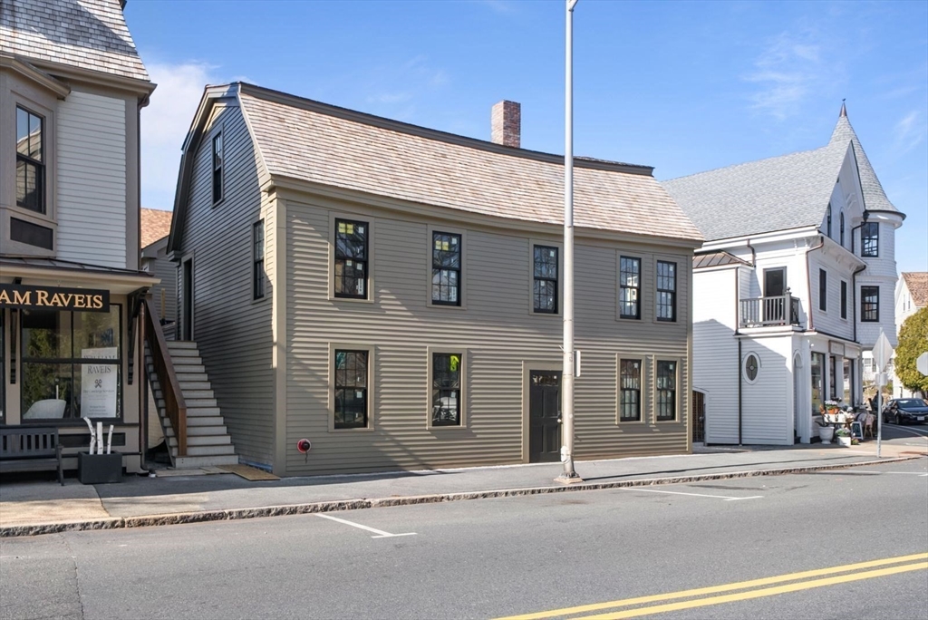 7 Central Street, Unit R2 Manchester, MA 01944 - Photo 8 of 14