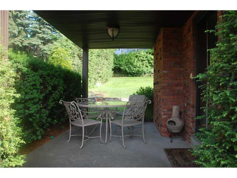 126 Rae Avenue Mt. Lebanon, PA 15228 - Photo 2 of 17 Patio/Deck.