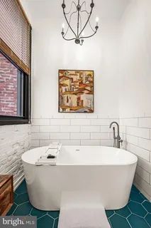 $745,000 | 1147 North 4th Street, Unit 5B, Philadelphia, PA 19123