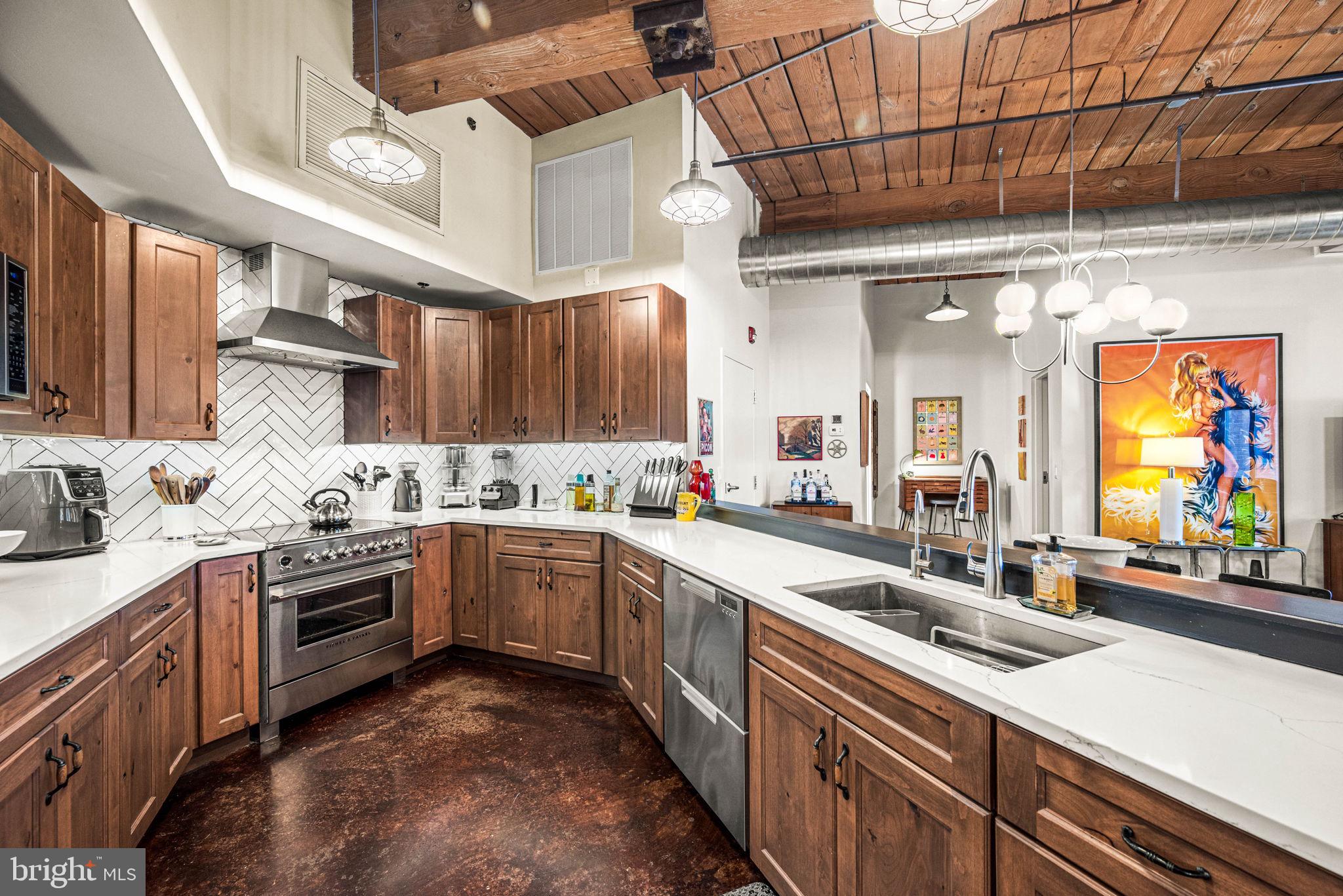 1147 North 4th Street, Unit 5B Philadelphia, PA 19123 - Photo 4 of 24