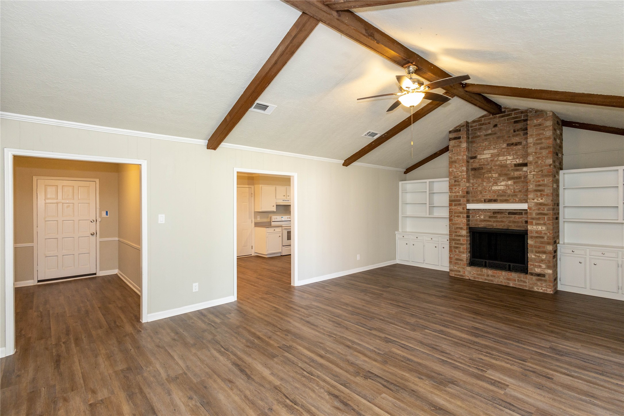 5810 Meadowview Road Beaumont, TX 77708 - Photo 2 of 30