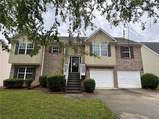 $314,900 | 4069 Savannah Ridge Court, Loganville, GA 30052