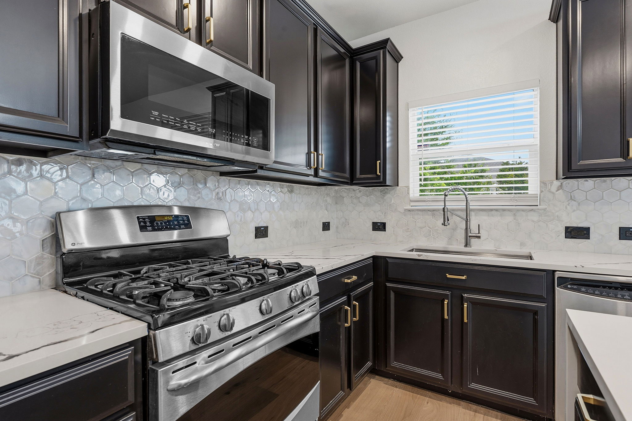 11509 Timber Heights Drive Austin, TX 78754 - Photo 11 of 37