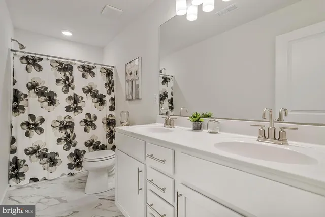 $589,990 | 1302 Spruce Street, Shady Side, MD 20764