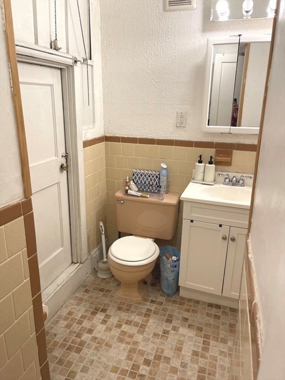 471 Commonwealth Avenue, Unit 2R Boston, MA 02215 - Photo 7 of 8