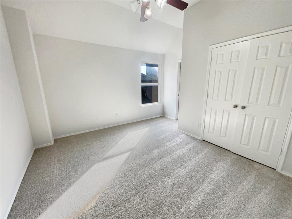 754 Ruby Court Burleson, TX 76028 - Photo 16 of 23