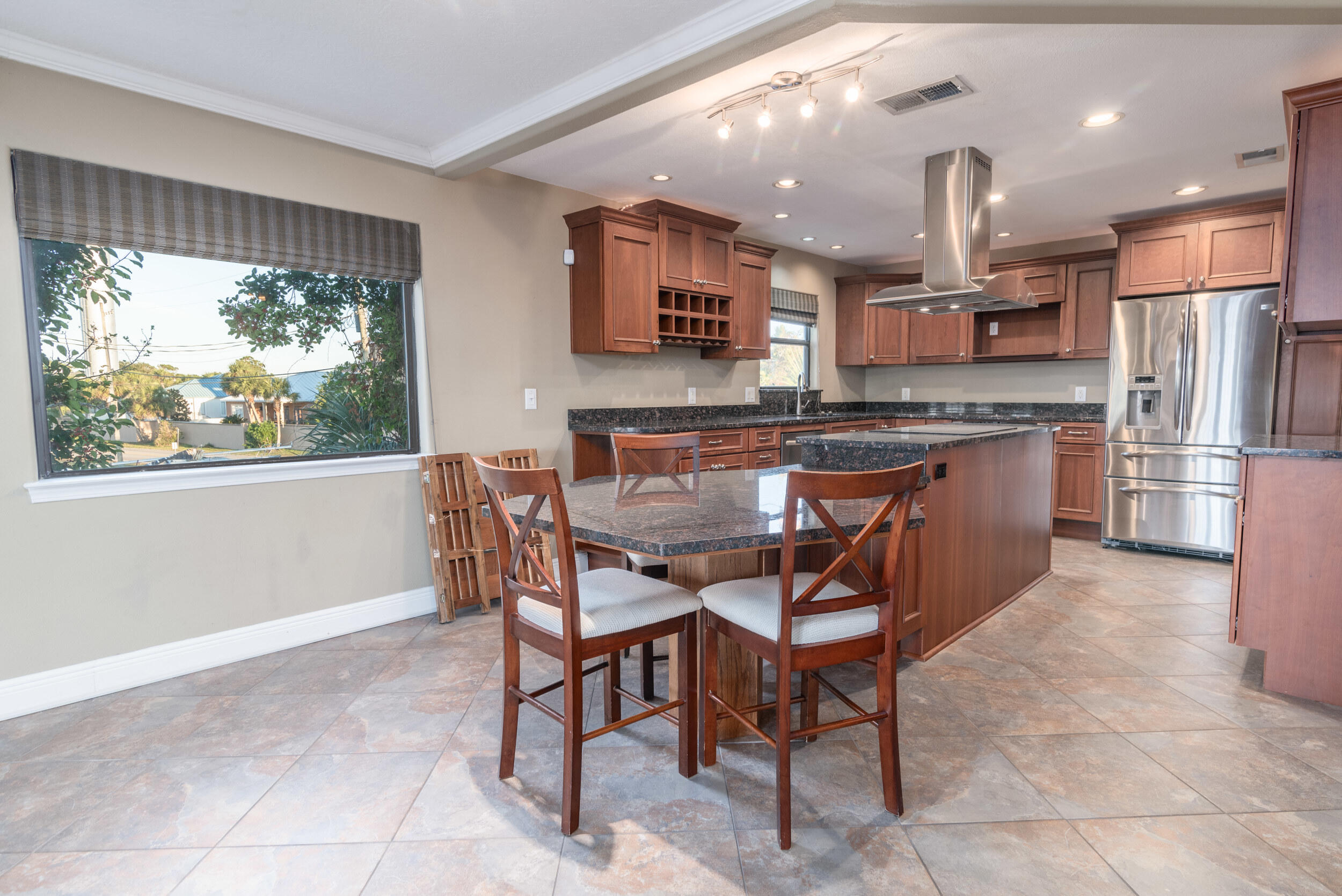 202 Snug Harbour Drive, Unit 202 Shalimar, FL 32579 - Photo 21 of 65 202 snug harbor-lores-40