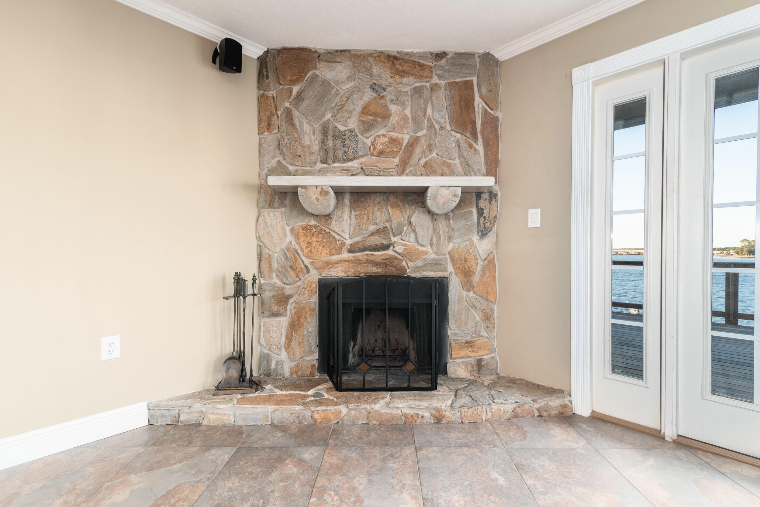 202 Snug Harbour Drive, Unit 202 Shalimar, FL 32579 - Photo 28 of 65 202 snug harbor-lores-35