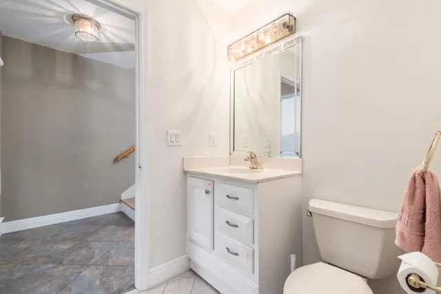 $3,500 | 202 Snug Harbour Drive, Unit 202, Shalimar, FL 32579