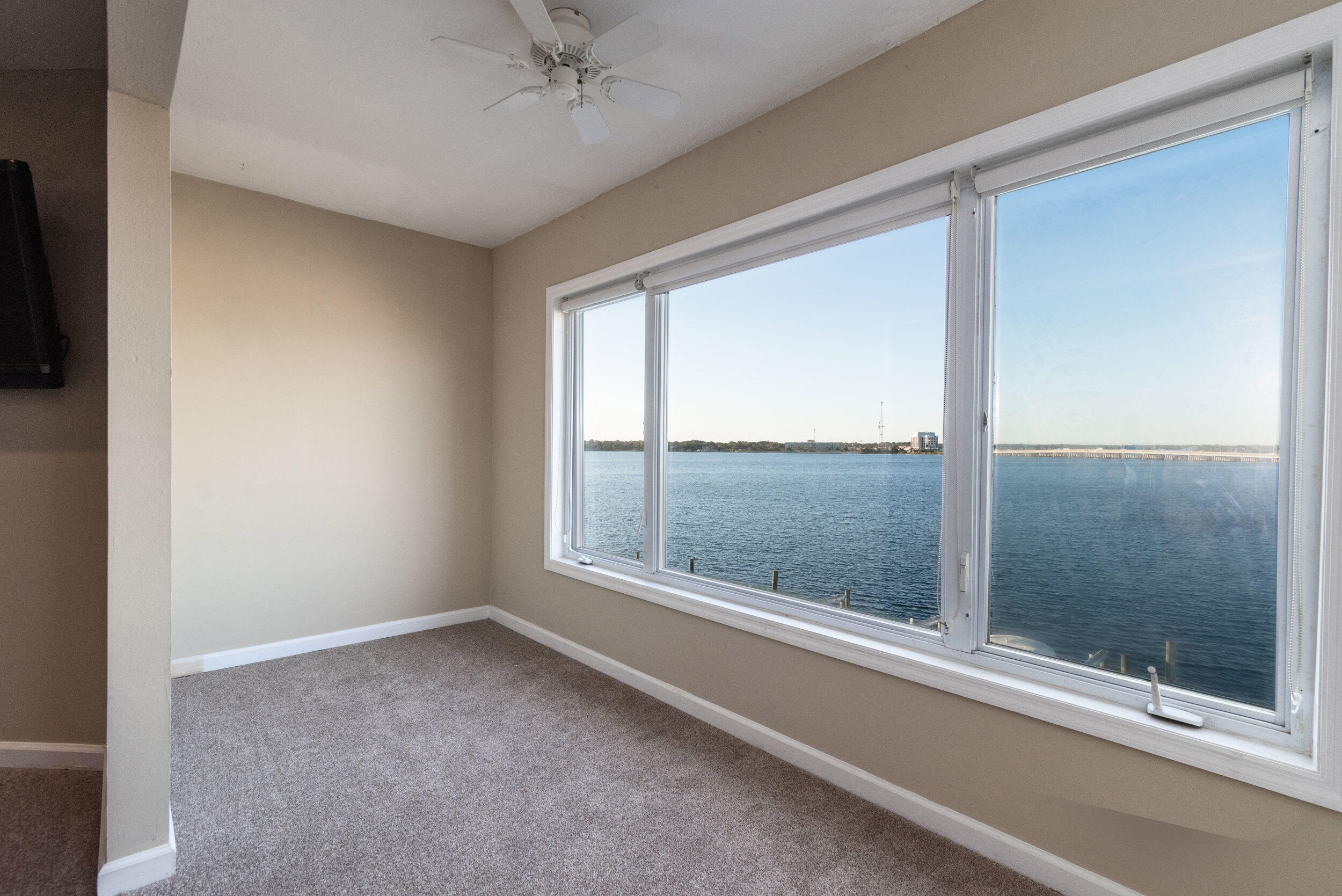 202 Snug Harbour Drive, Unit 202 Shalimar, FL 32579 - Photo 43 of 65 202 snug harbor-lores-33