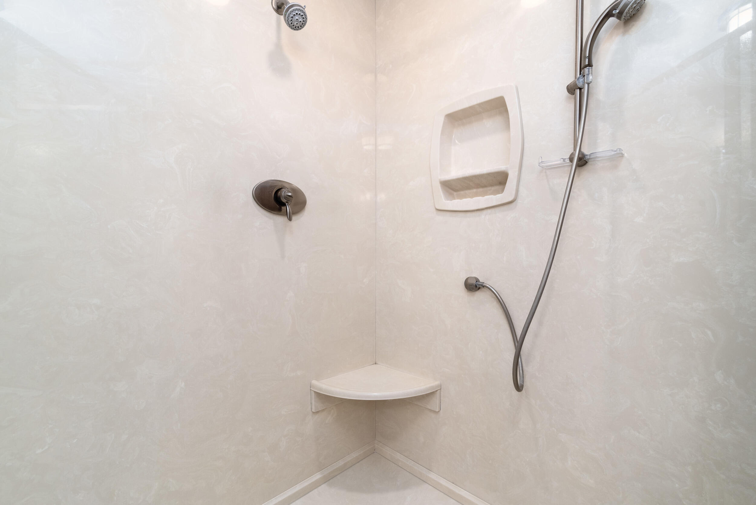 202 Snug Harbour Drive, Unit 202 Shalimar, FL 32579 - Photo 48 of 65 202 snug harbor-lores-61