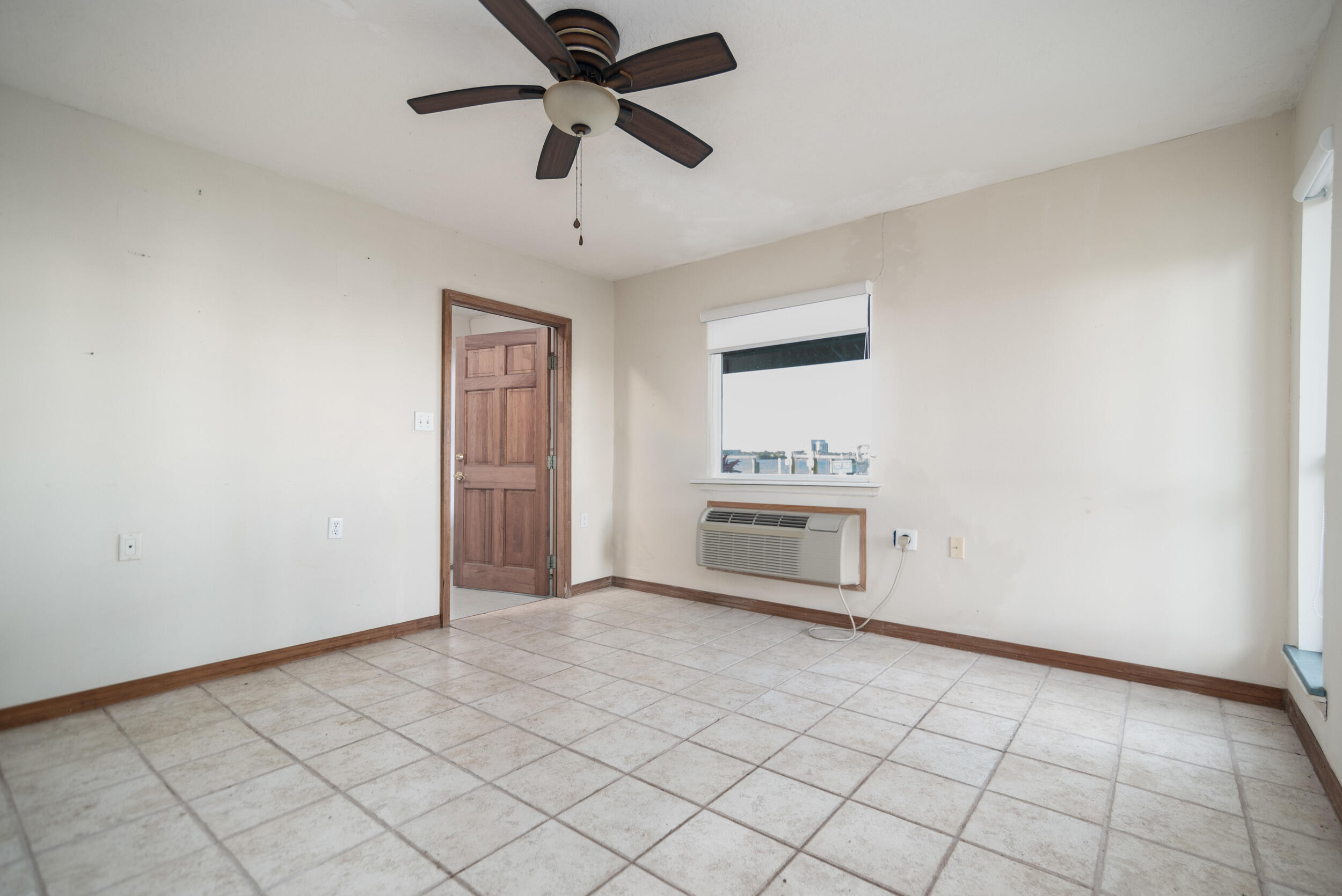 202 Snug Harbour Drive, Unit 202 Shalimar, FL 32579 - Photo 54 of 65 202 snug harbor-lores-23