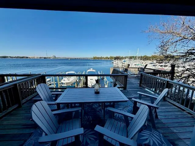 $3,500 | 202 Snug Harbour Drive, Unit 202, Shalimar, FL 32579