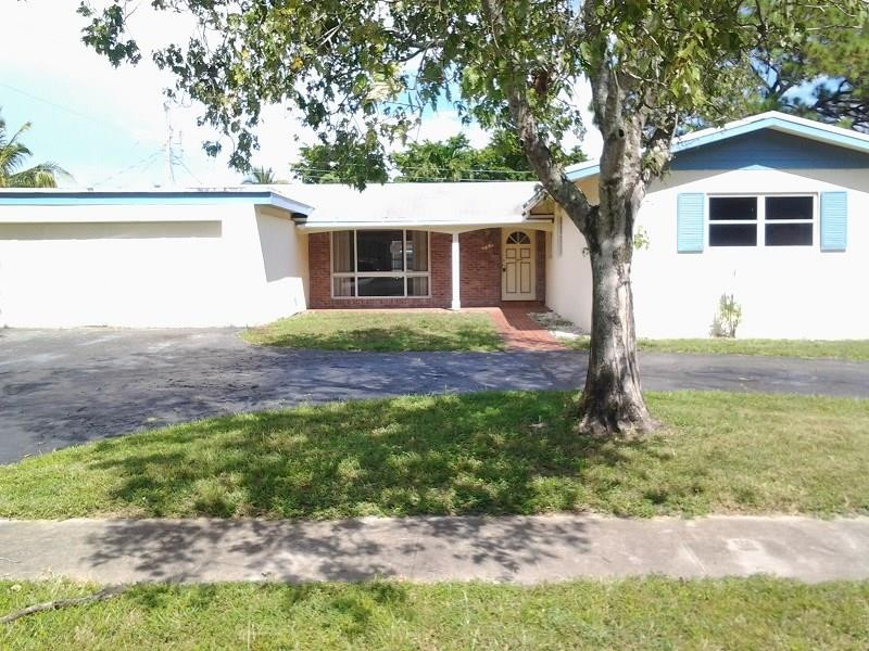 380 Southwest 55th Terrace Plantation, FL 33317 - Photo 8 of 18 Photo 8