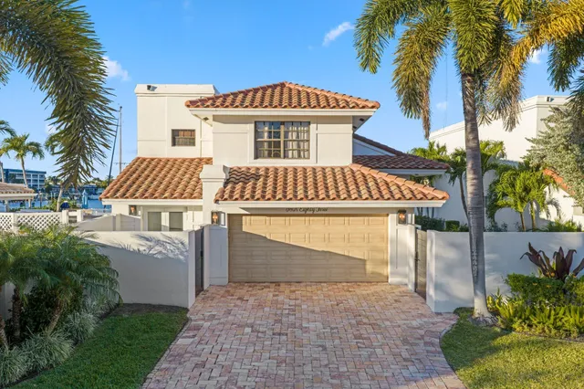 $2,490,000 | 483 Pelican Way, Delray Beach, FL 33483