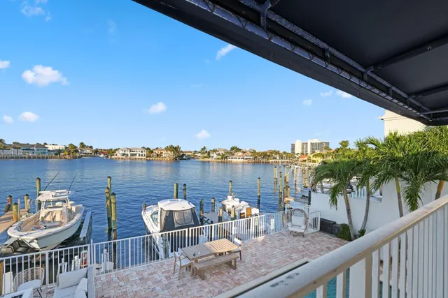 $2,490,000 | 483 Pelican Way, Delray Beach, FL 33483