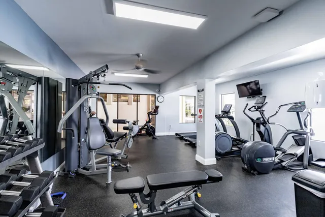 $2,490,000 | 483 Pelican Way, Delray Beach, FL 33483