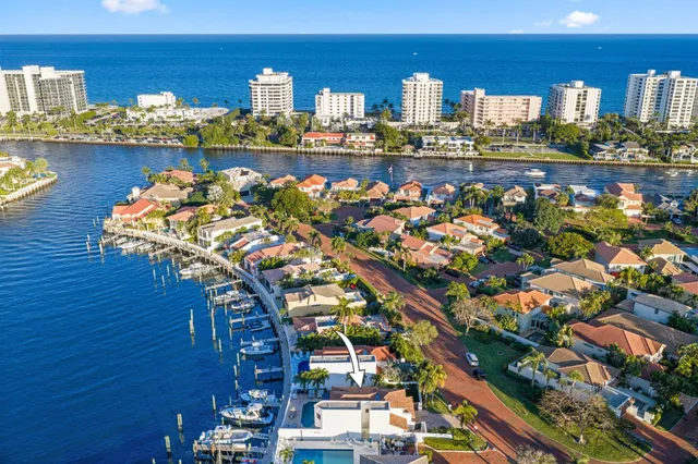 $2,490,000 | 483 Pelican Way, Delray Beach, FL 33483