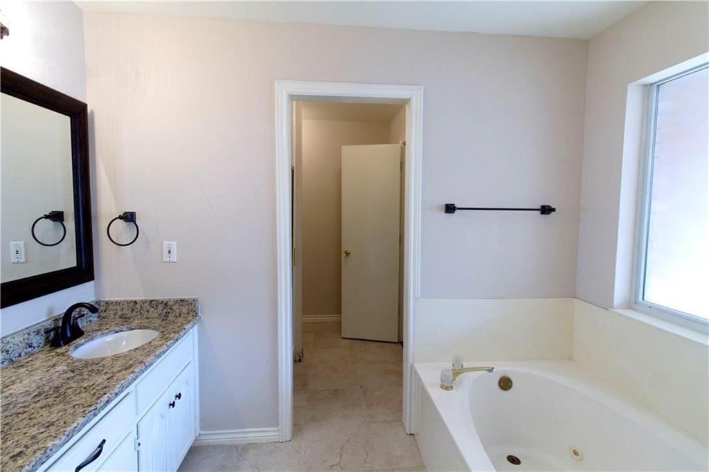17804 Hillcrest Road Dallas, TX 75252 - Photo 5 of 9