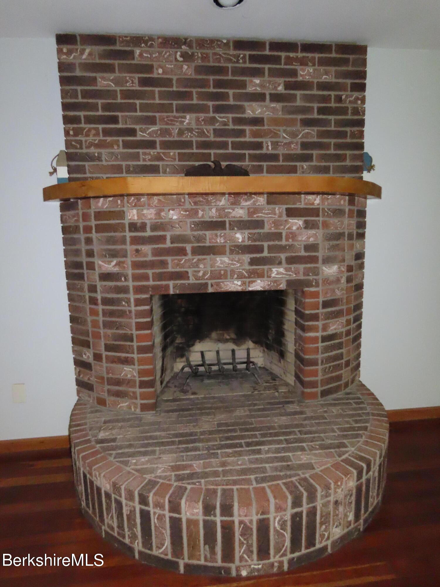 460 Sparrow Drive Stamford, VT 05352 - Photo 38 of 79 Primary Bed fireplace