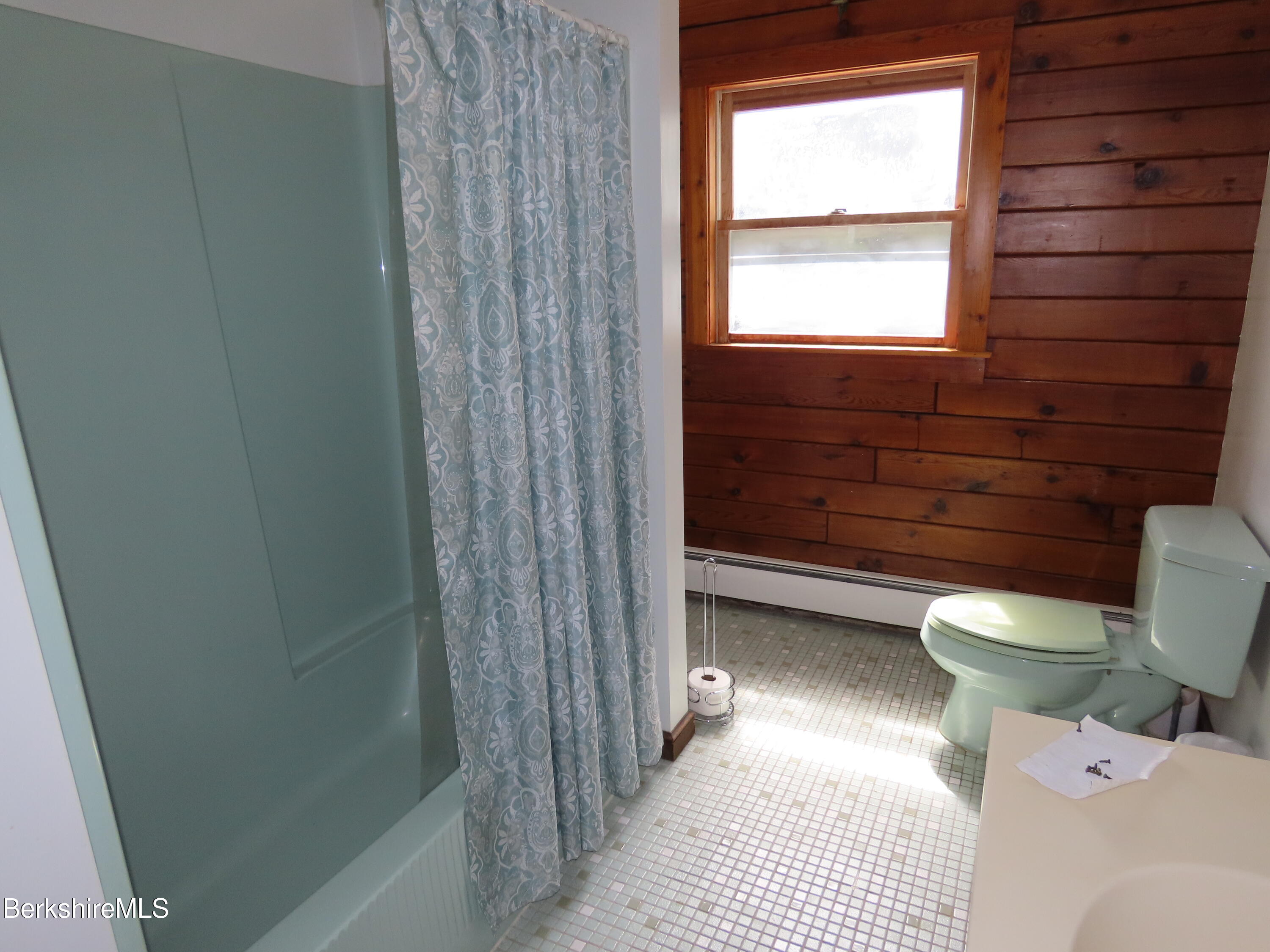 460 Sparrow Drive Stamford, VT 05352 - Photo 50 of 79 full bath up