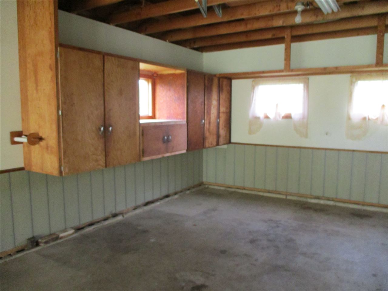10860 Lansing Road Durand, MI 48429 - Photo 27 of 36