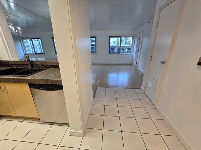 $465,000 | 525 East Seaside Way, Unit 210, Long Beach, CA 90802