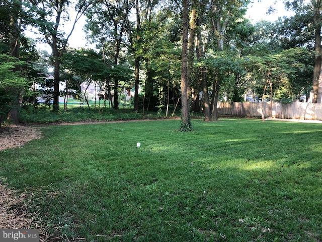 439 Manor Road Arnold, MD 21012 - Photo 2 of 16 Exterior (General)large rear yard partially wooded