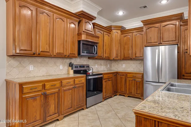 $240,000 | 119 Octavia Drive, Scott, LA 70583